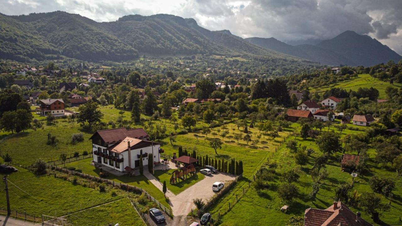 Serena Guesthouse Bran Bran  Exterior foto